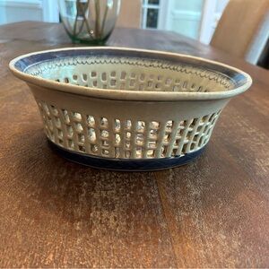 Chinese reticulated bowl
